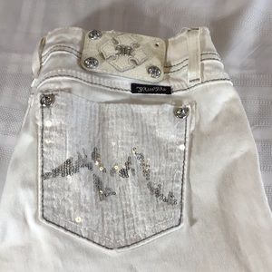 Worn once Miss Me perfect white jeans